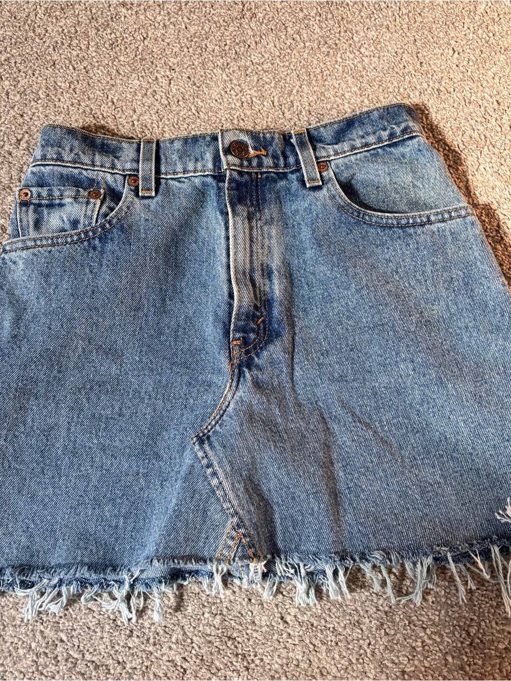 Levi’s Denim Mini Skirt - Light Blue Frayed Hem